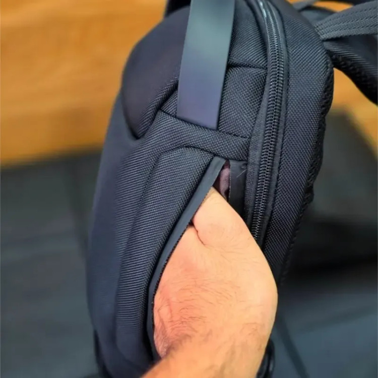 بادی بگ مردانه بنج جنس ریپس خارجی ضد آب رمزدار مدل ساده