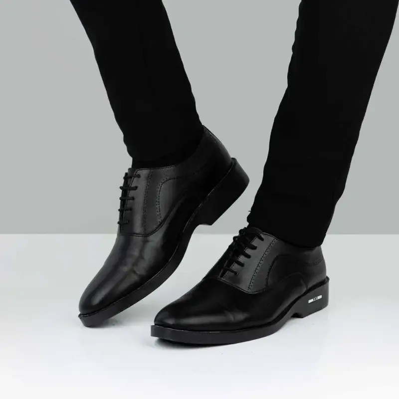 کفش مردانه رسمی و مجلسی مدل صدرا رویه چرم خارجی درجه یک زیره پلیمر رنگ مشکی و قهوه ای سایز 40 تا 44